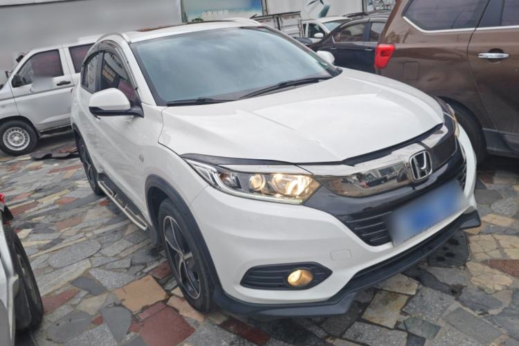 Used Honda Vezel 2020 1.5L CVT Pioneer Edition Front Right 45 Deg