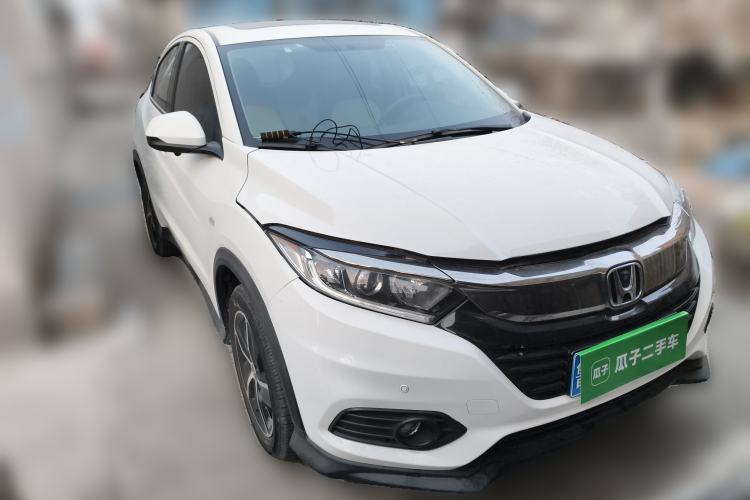 Used Honda Vezel 2020 1.5L CVT Pioneer Edition Front Right 45 Deg