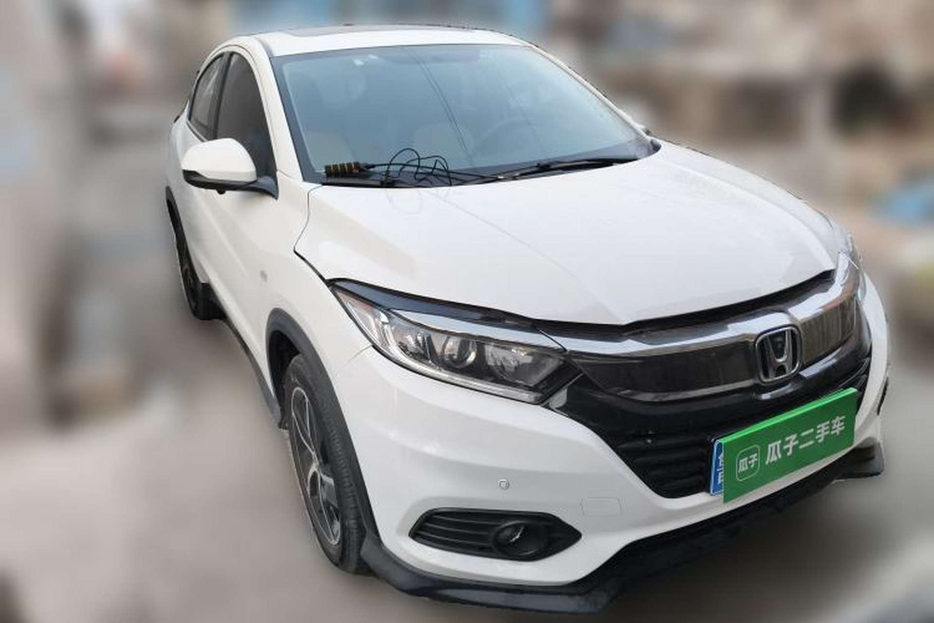 Used Honda Vezel 2020 1.5L CVT Pioneer Edition Front Right 45 Deg