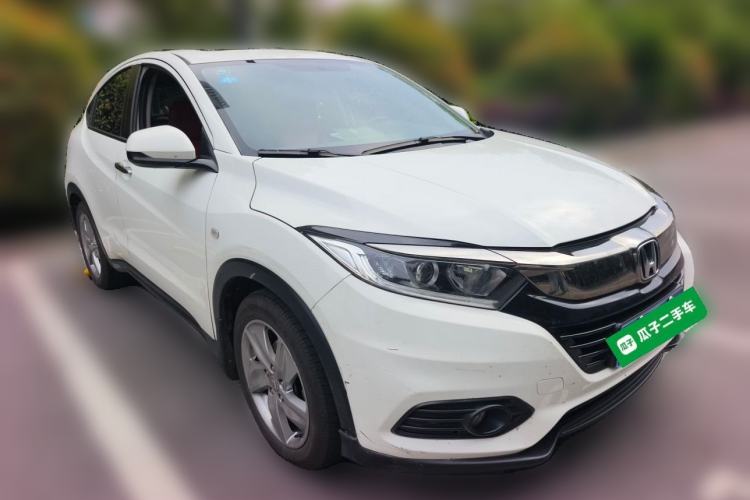 Used Honda Vezel 2020 1.5L CVT Elite Edition Front Right 45 Deg