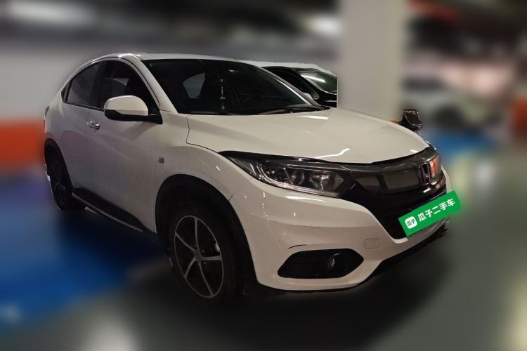 Used Honda Vezel 2020 1.5L CVT Pioneer Edition Front Right 45 Deg