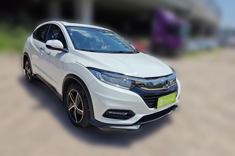 Used Honda Vezel 2020 1.5L CVT Luxury Edition Front Right 45 Deg