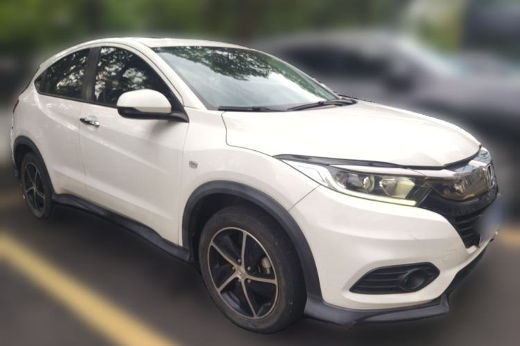 Used Honda Vezel 2020 1.5L CVT Pioneer Edition Front Right 45 Deg