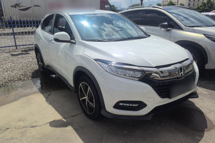 Used Honda Vezel 2020 220 TURBO CVT Luxury Edition Front Right 45 Deg