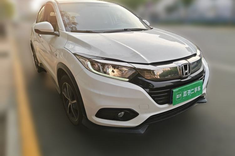 Used Honda Vezel 2020 1.5L CVT Pioneer Edition Front Right 45 Deg