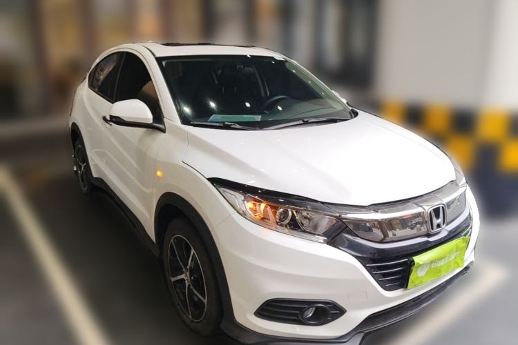 Used Honda Vezel 2020 1.5L CVT Pioneer Edition Front Right 45 Deg
