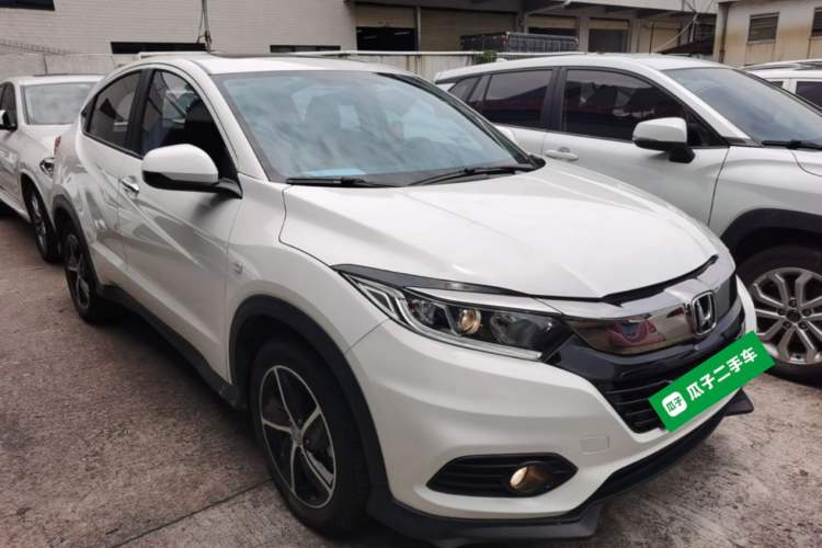 Used Honda Vezel 2020 1.5L CVT Pioneer Edition Front Right 45 Deg