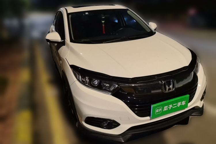 Used Honda Vezel 2020 1.5L CVT Pioneer Edition Front Right 45 Deg