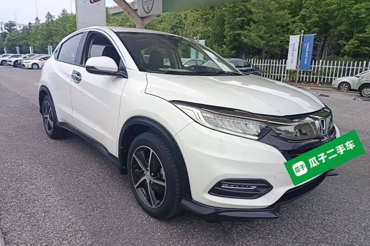Used Honda Vezel 2020 1.5L CVT Luxury Edition Front Right 45 Deg