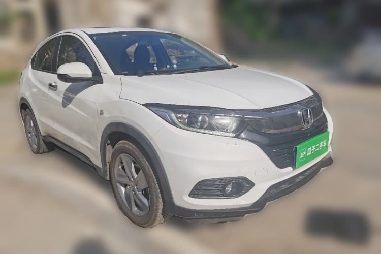 Used Honda Vezel 2020 1.5L CVT Elite Edition Front Right 45 Deg