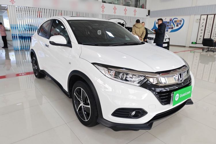 Used Honda Vezel 2020 1.5L CVT Pioneer Edition Front Right 45 Deg