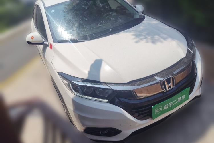 Used Honda Vezel 2020 1.5L CVT Pioneer Edition Front Right 45 Deg