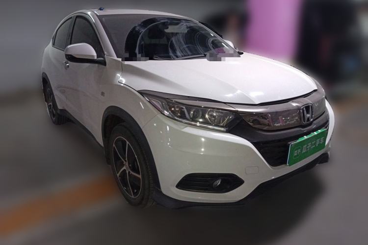 Used Honda Vezel 2020 1.5L CVT Pioneer Edition Front Right 45 Deg