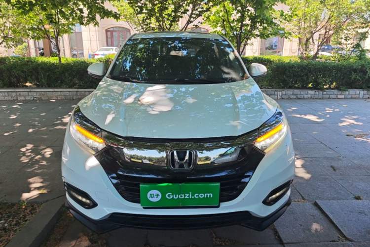 Used Honda Vezel 2020 1.5L CVT Luxury Edition Front