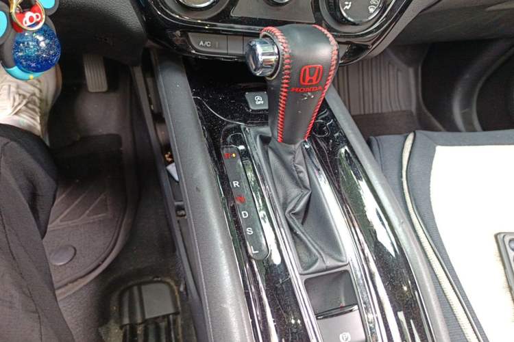 Used Honda Vezel 2020 1.5L CVT Elite Edition Gear Lever