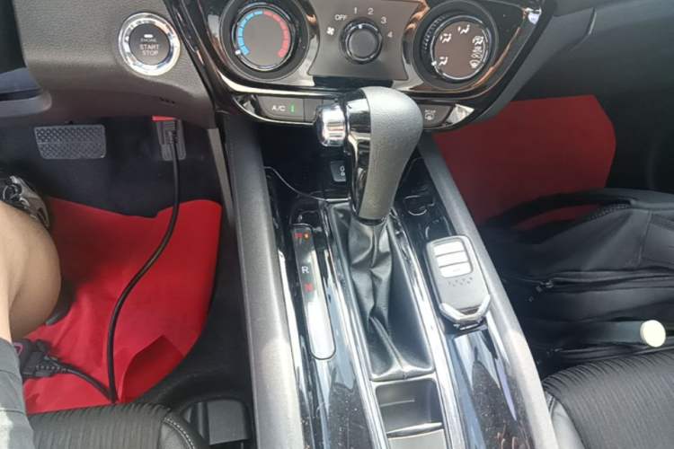 Used Honda Vezel 2020 1.5L CVT Pioneer Edition Gear Lever