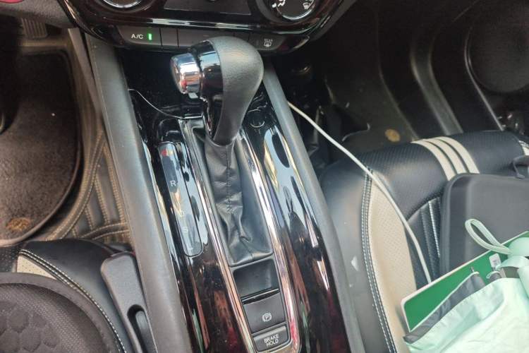 Used Honda Vezel 2020 1.5L CVT Pioneer Edition Gear Lever