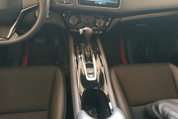 Used Honda Vezel 2020 1.5L CVT Pioneer Edition Gear Lever