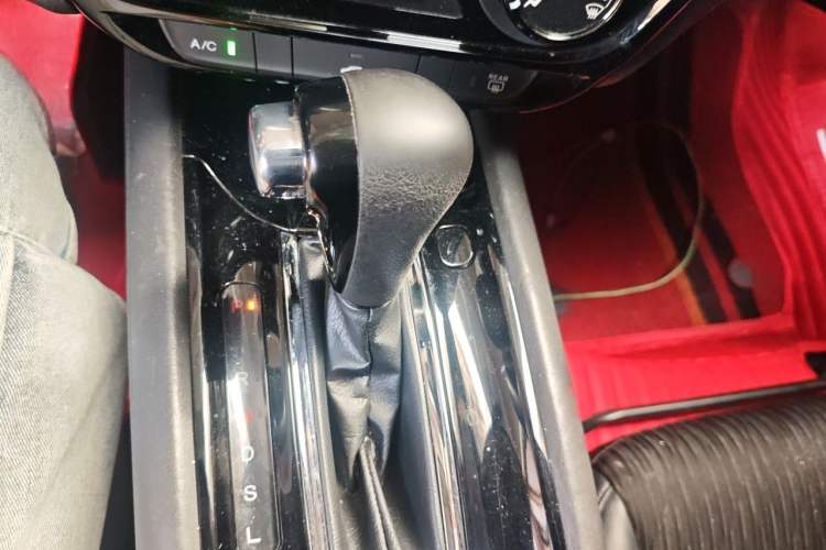 Used Honda Vezel 2020 1.5L CVT Pioneer Edition Gear Lever