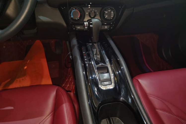 Used Honda Vezel 2020 1.5L CVT Pioneer Edition Gear Lever
