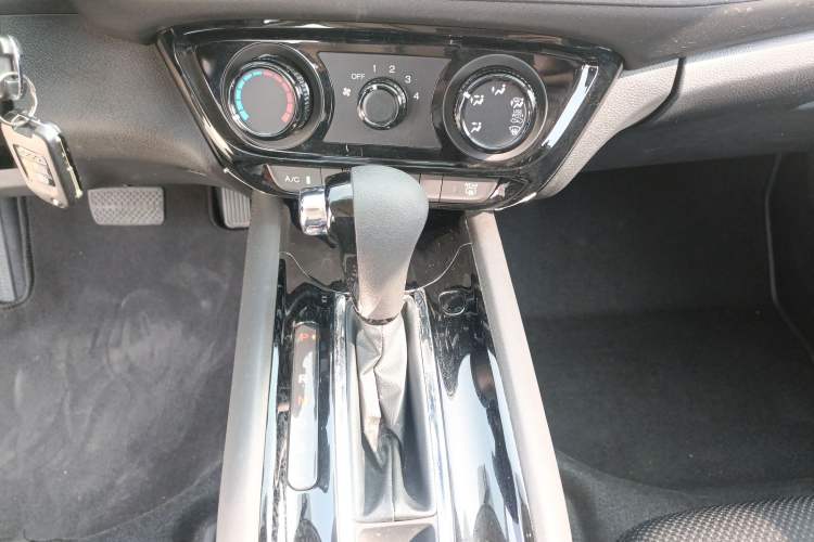 Used Honda Vezel 2020 1.5L CVT Elite Edition Gear Lever