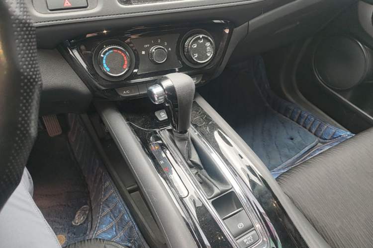Used Honda Vezel 2020 1.5L CVT Pioneer Edition Gear Lever