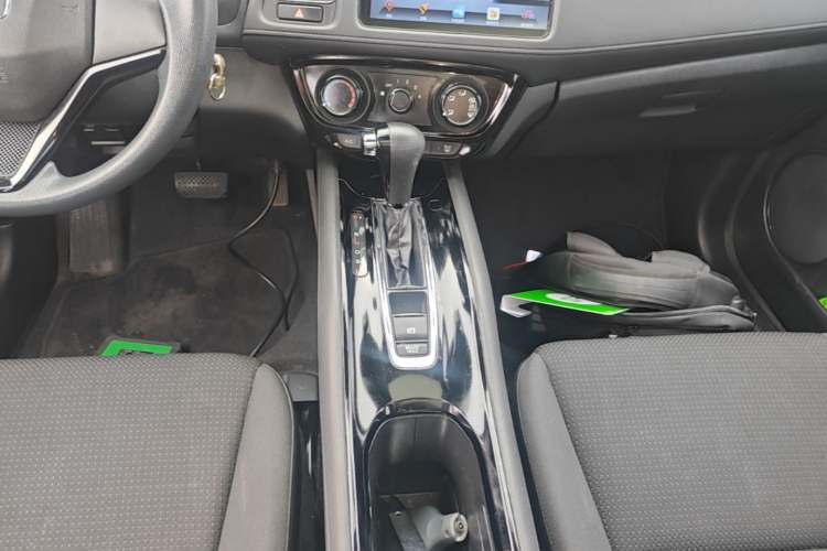 Used Honda Vezel 2020 1.5L CVT Elite Edition Gear Lever