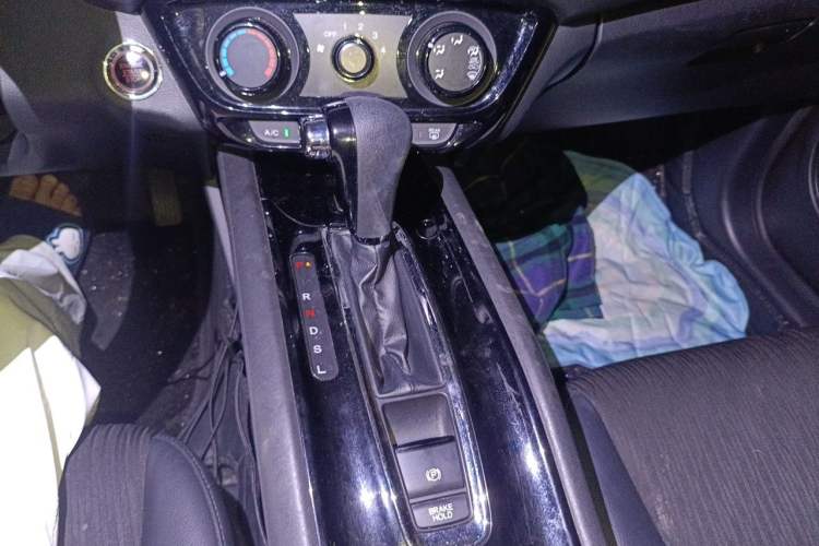 Used Honda Vezel 2020 1.5L CVT Pioneer Edition Gear Lever