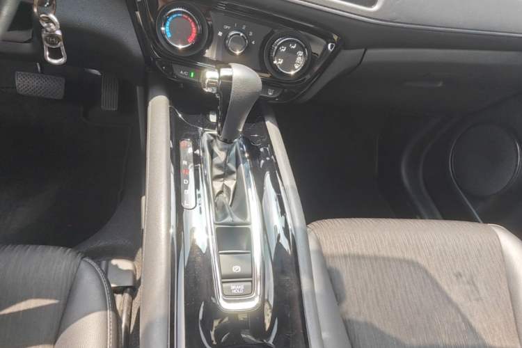 Used Honda Vezel 2020 1.5L CVT Pioneer Edition Gear Lever
