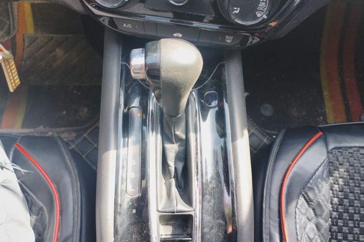 Used Honda Vezel 2020 1.5L CVT Pioneer Edition Gear Lever