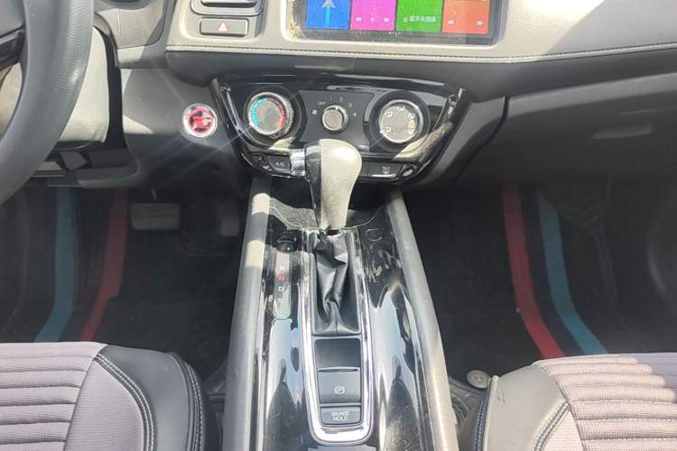 Used Honda Vezel 2020 1.5L CVT Luxury Edition Gear Lever