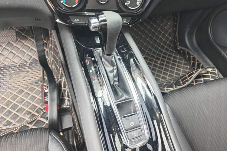 Used Honda Vezel 2020 1.5L CVT Pioneer Edition Gear Lever