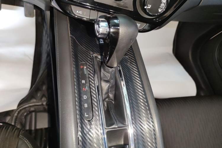 Used Honda Vezel 2020 1.5L CVT Pioneer Edition Gear Lever