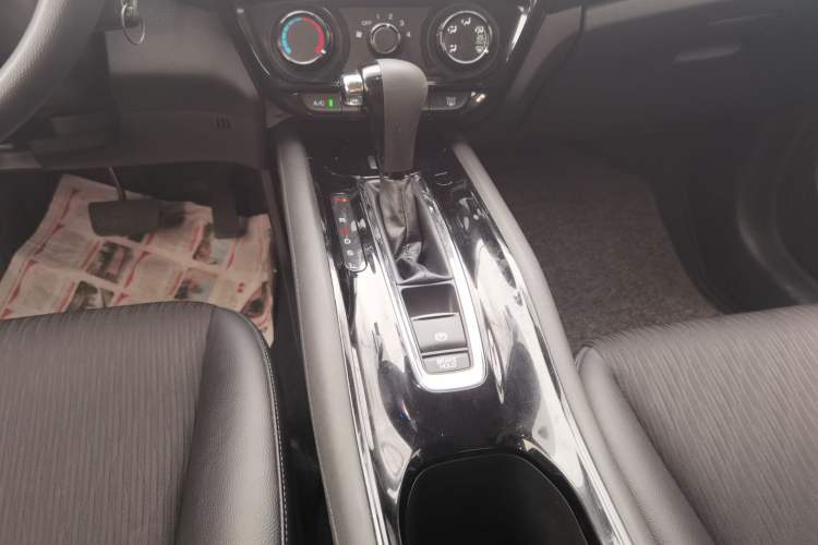 Used Honda Vezel 2020 1.5L CVT Pioneer Edition Gear Lever