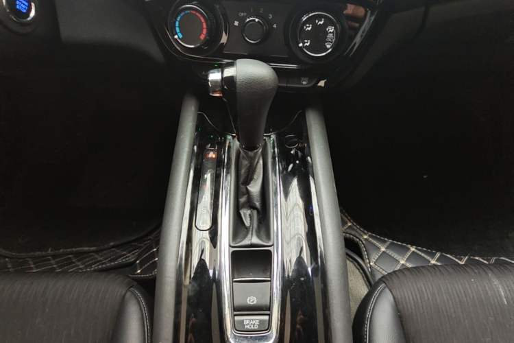 Used Honda Vezel 2020 1.5L CVT Pioneer Edition Gear Lever