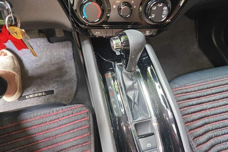 Used Honda Vezel 2020 1.5L CVT Pioneer Edition Gear Lever