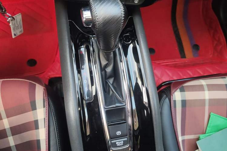 Used Honda Vezel 2020 1.5L CVT Pioneer Edition Gear Lever
