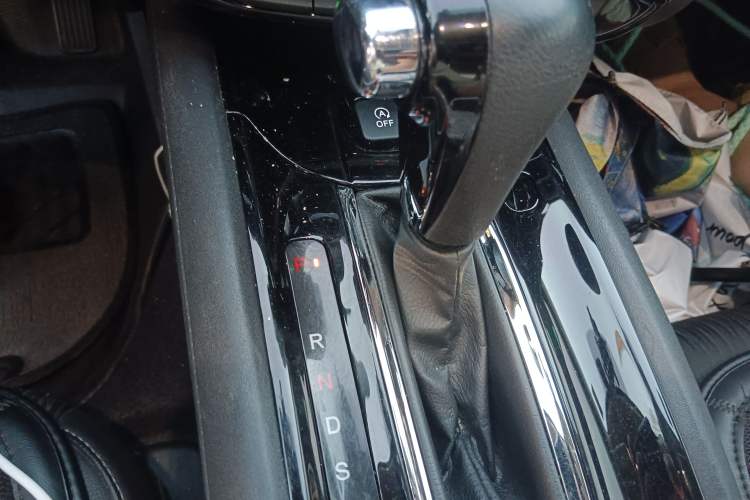 Used Honda Vezel 2020 1.5L CVT Pioneer Edition Gear Lever