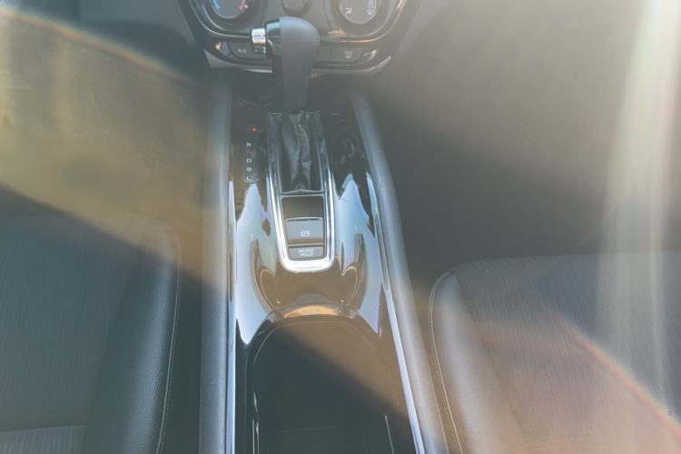 Used Honda Vezel 2020 1.5L CVT Pioneer Edition Gear Lever