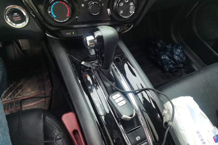 Used Honda Vezel 2020 1.5L CVT Pioneer Edition Gear Lever