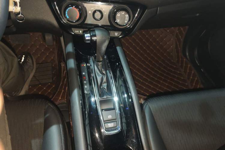 Used Honda Vezel 2020 1.5L CVT Pioneer Edition Gear Lever