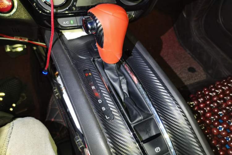 Used Honda Vezel 2020 1.5L CVT Pioneer Edition Gear Lever