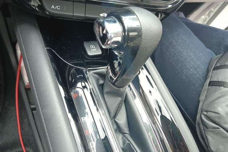 Used Honda Vezel 2020 1.5L CVT Pioneer Edition Gear Lever