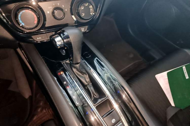 Used Honda Vezel 2020 1.5L CVT Pioneer Edition Gear Lever