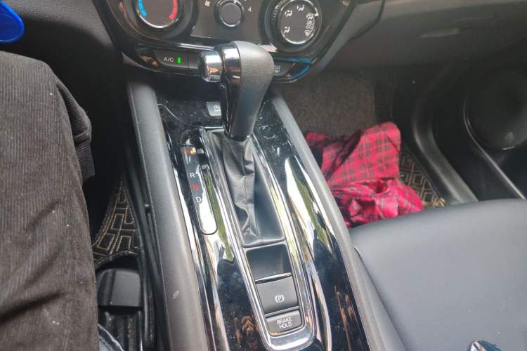 Used Honda Vezel 2020 1.5L CVT Pioneer Edition Gear Lever