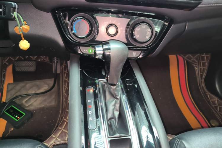Used Honda Vezel 2020 1.5L CVT Elite Edition Gear Lever