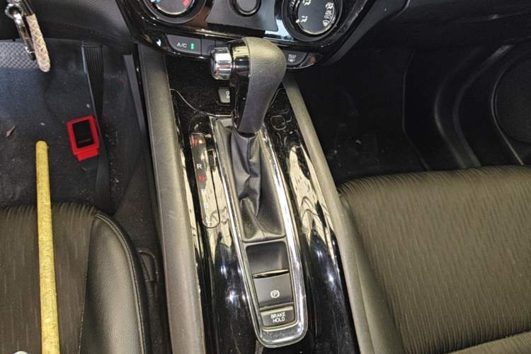 Used Honda Vezel 2020 1.5L CVT Pioneer Edition Gear Lever