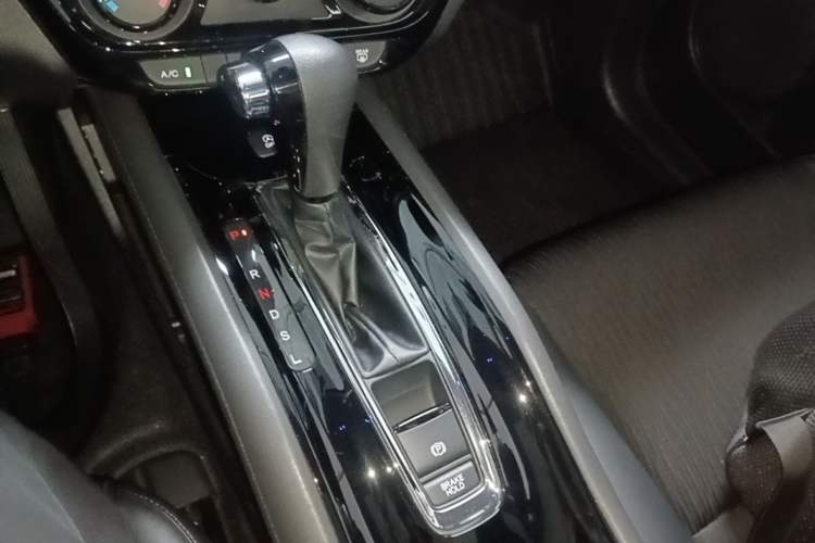 Used Honda Vezel 2020 1.5L CVT Pioneer Edition Gear Lever