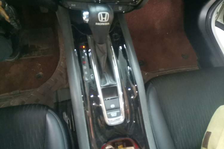 Used Honda Vezel 2020 1.5L CVT Pioneer Edition Gear Lever