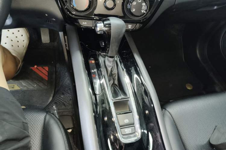 Used Honda Vezel 2020 1.5L CVT Pioneer Edition Gear Lever